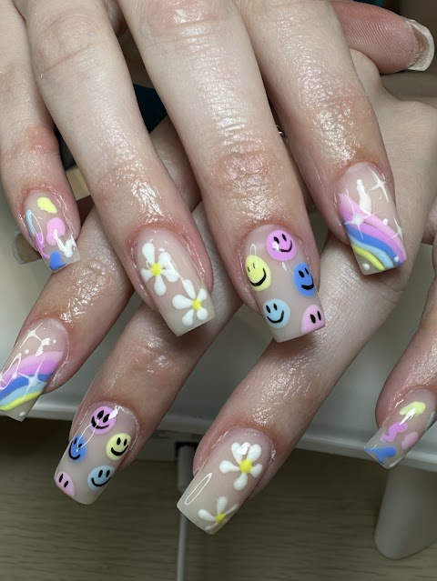 Gazelle nail, nail salon in Bristol