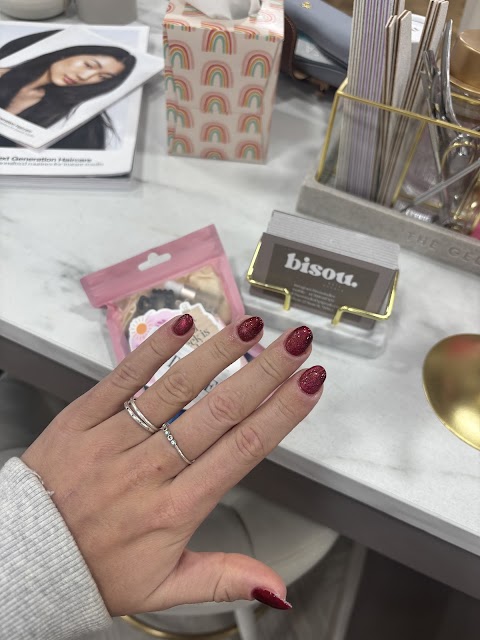 Bisou Nail Studio, nail salon in Manchester