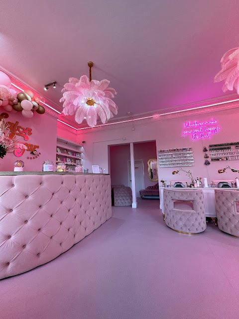 Salon Sugar Newcastle, beauty salon in Newcastle