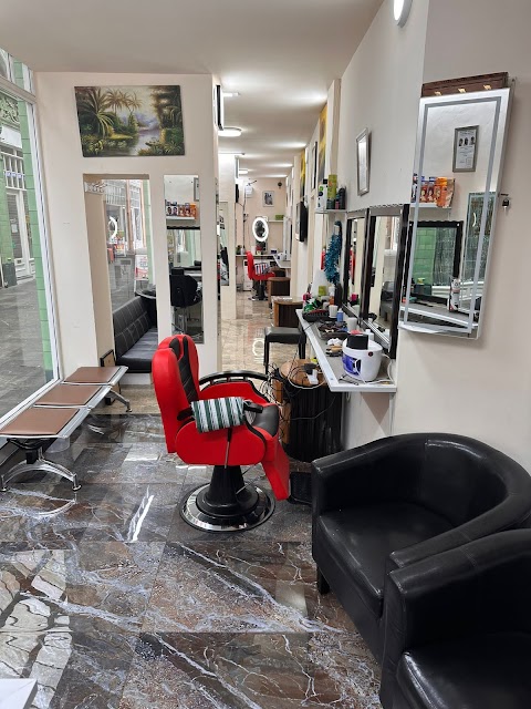 Victors cuts Unisex, barber shop in Birmingham