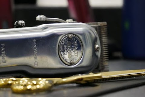 Modern Barbers, barber shop in Leeds