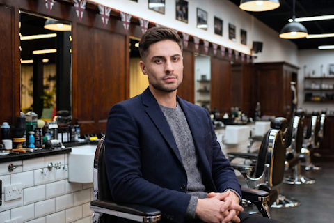 Pall Mall Barbers Liverpool Street, barber shop in London