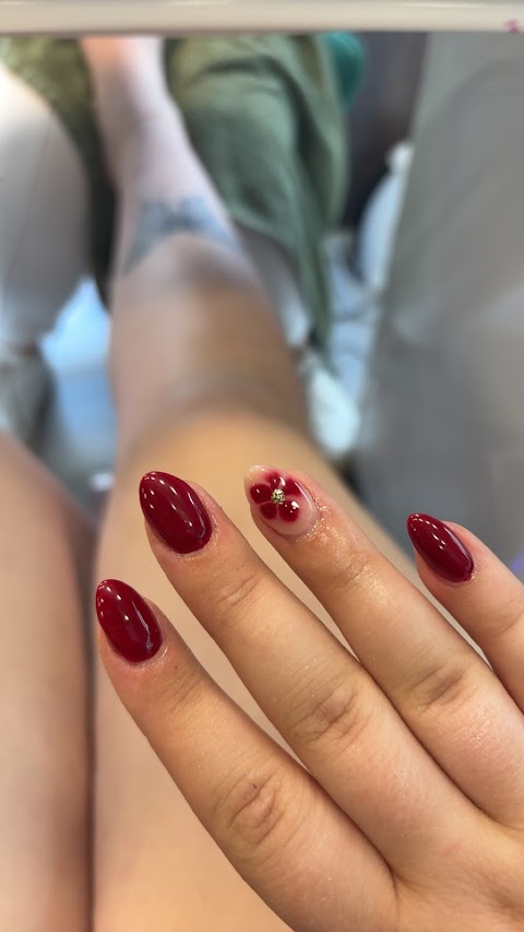 Emerald Nails&Beauty, nail salon in Glasgow