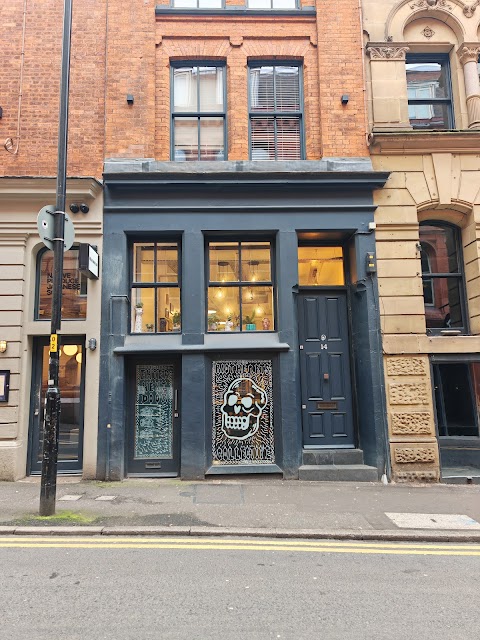 Riot Hearts Collective, beauty salon in Manchester