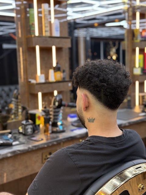DEVAN’S FADE, barber shop in Manchester
