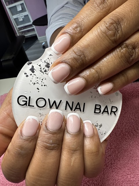 Glow Nail Bar, nail salon in Leeds