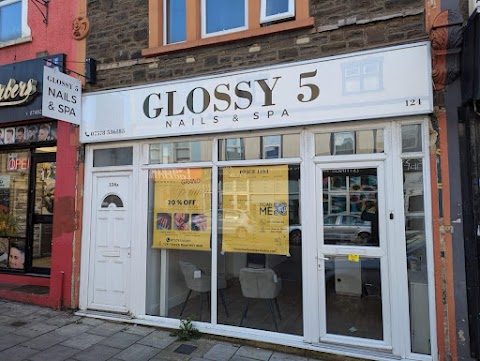Glossy 5 Nails and Spa, nail salon in Bristol