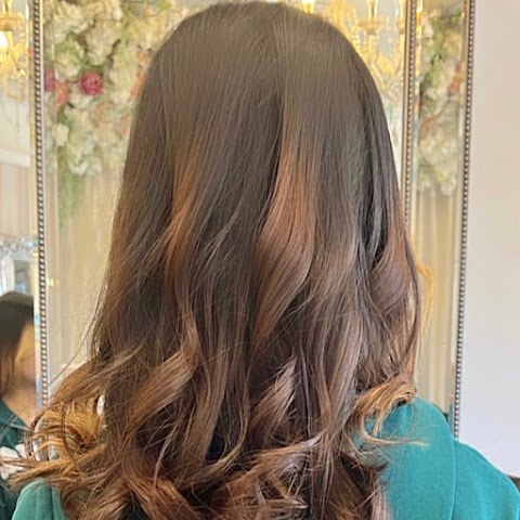 Nevaeh Hair Lounge, hair salon in Edinburgh