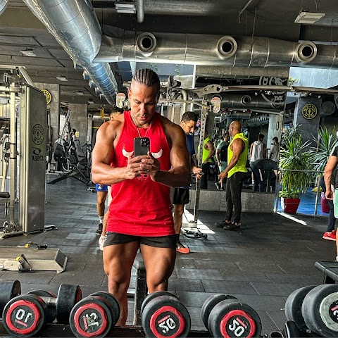 Momentum Fitness, personal trainer in Leeds