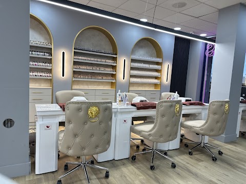 Nails Birmingham Fort Shopping Park, nail salon in Birmingham