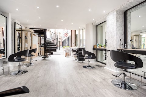 Mai Salon, hair salon in Manchester