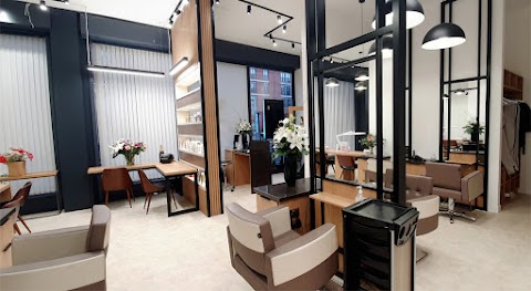 Antonacci Hair & Aesthetic, hair salon in Manchester