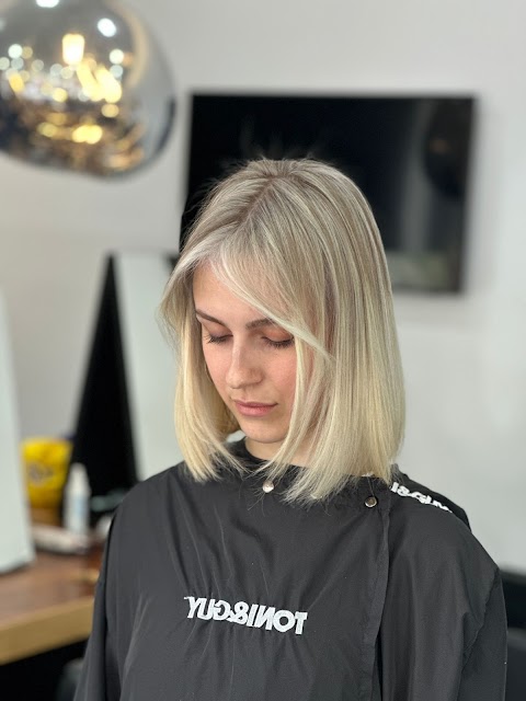 TONI&GUY Newcastle-upon-Tyne, hair salon in Newcastle