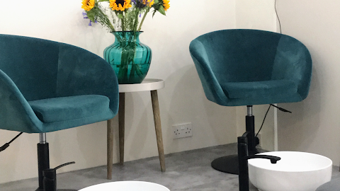 Allure Beauty Lounge, beauty salon in Edinburgh