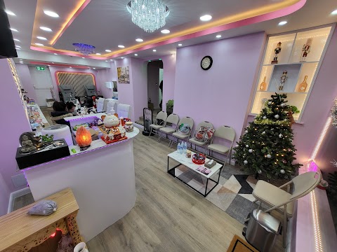 Honey Nails Liverpool, nail salon in Liverpool