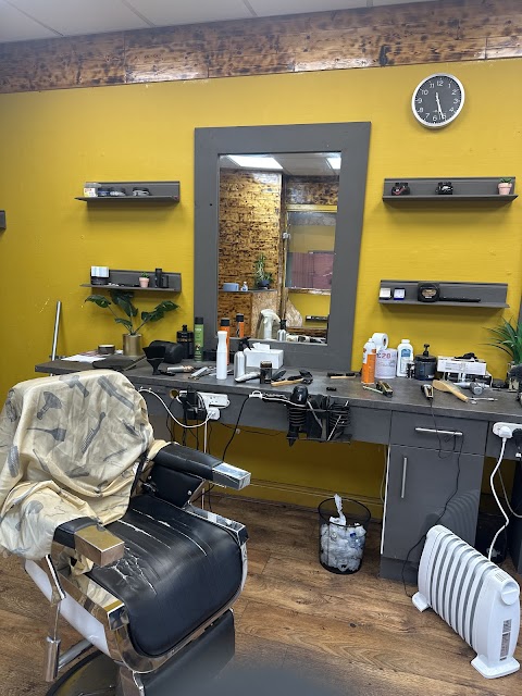 Haile’s barbershop, barber shop in Liverpool