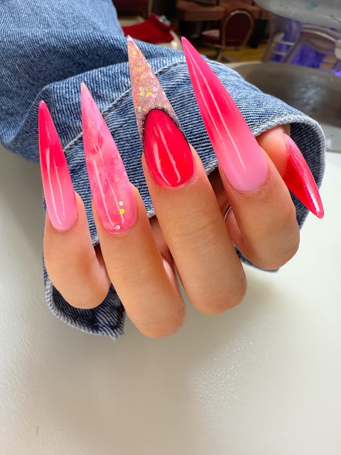 Luxury Nails Bristol, nail salon in Bristol