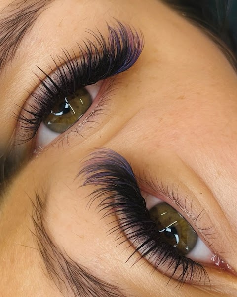 Luxe Hair and Beauty, hair salon in Nottingham
