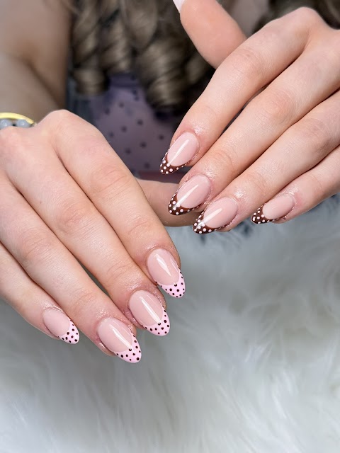 Clifton nails & spa, nail salon in Bristol