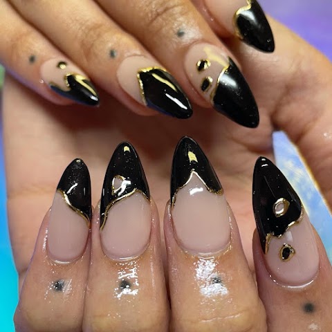 SWOON NAILS, nail salon in Glasgow