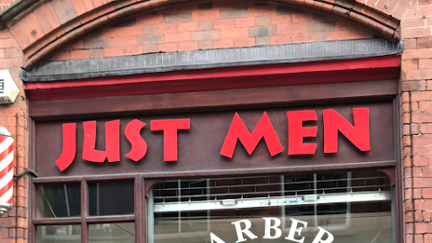 Just Men Barber Luigi, barber shop in Leeds